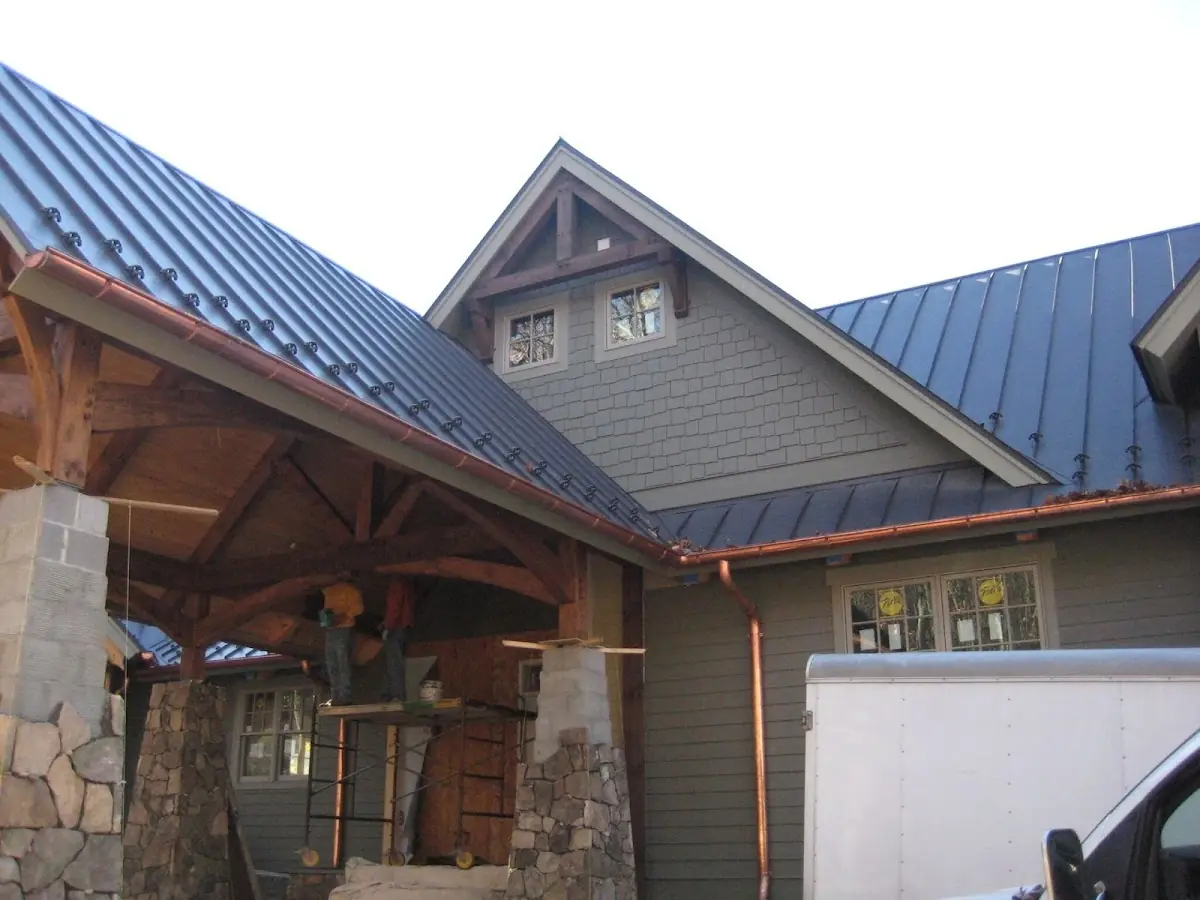 Craftsman Roofing team delivering quality roofing work in Spring Lake